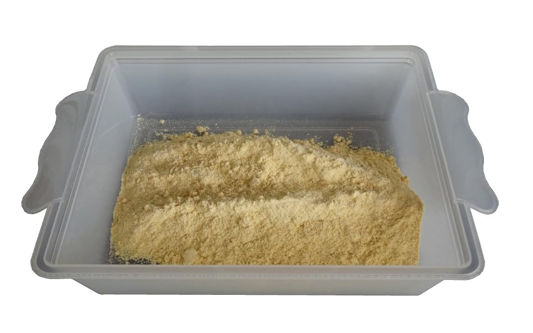 King Kooker Batter Box- 11" x 13" Plastic Batter Box with Sifter